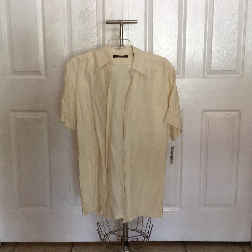 Short sleeve bottom down shirt/ off white